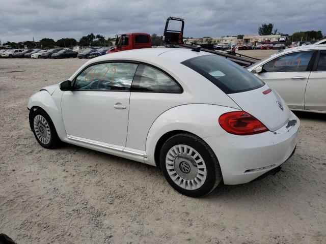 Obraz 2 z 2015 VOLKSWAGEN BEETLE 1.8T 2015 z VIN 3VWJ17AT1FM641048