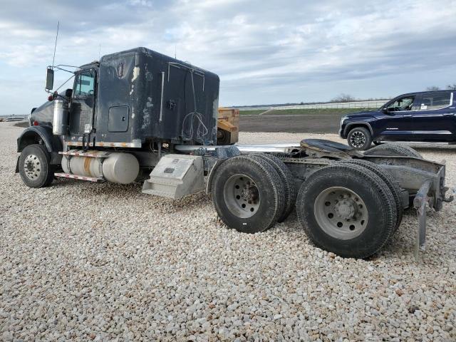 Image 3 of 2007 FREIGHTLINER CONVENTIONAL FLD132 XL CLASSIC 2007 with VIN 1FUJAPCK97DZ13374