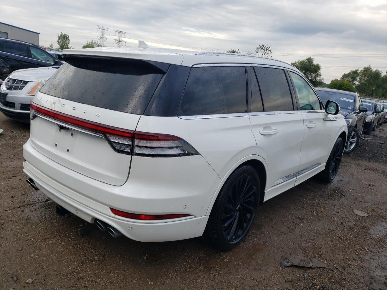 Image 3 of 2021 LINCOLN AVIATOR RESERVE 2021 with VIN 5LM5J7XC4MGL06135