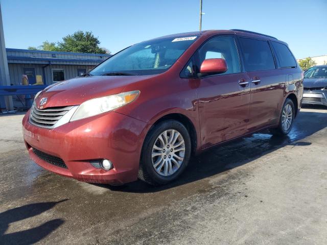 2011 TOYOTA SIENNA XLE 2011 image
