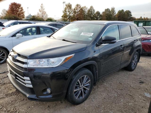Изображение 2017 TOYOTA HIGHLANDER SE 2017