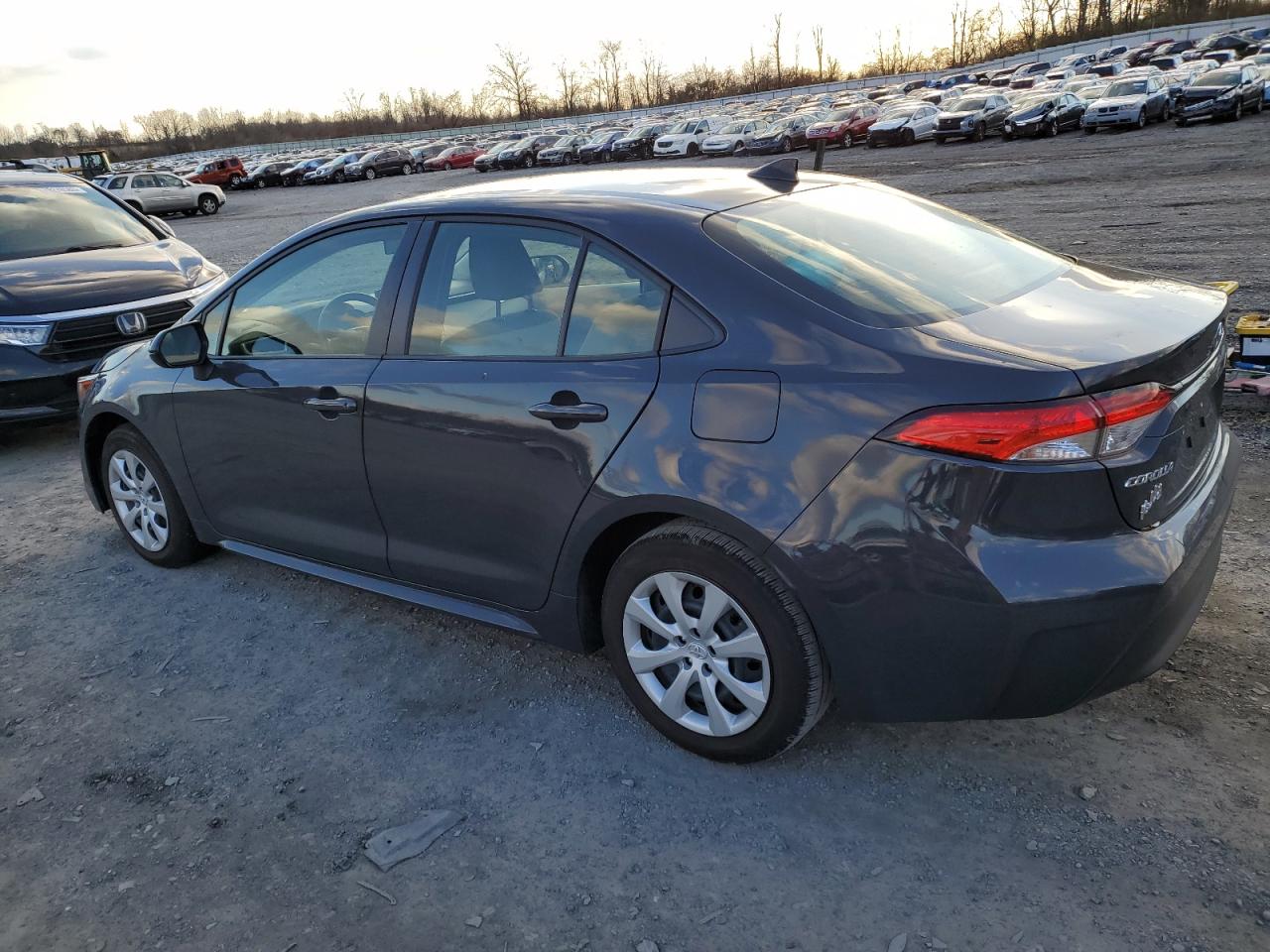 Obraz 2 z 2023 TOYOTA COROLLA LE 2023 z VIN JTDB4MEE2P3001426