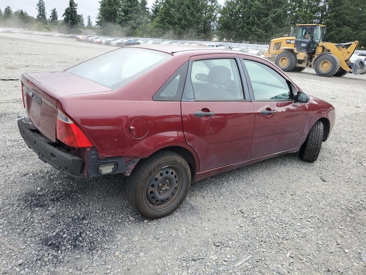 Image 3 of 2007 FORD FOCUS ZX4 2007 with VIN 1FAHP34N87W242201