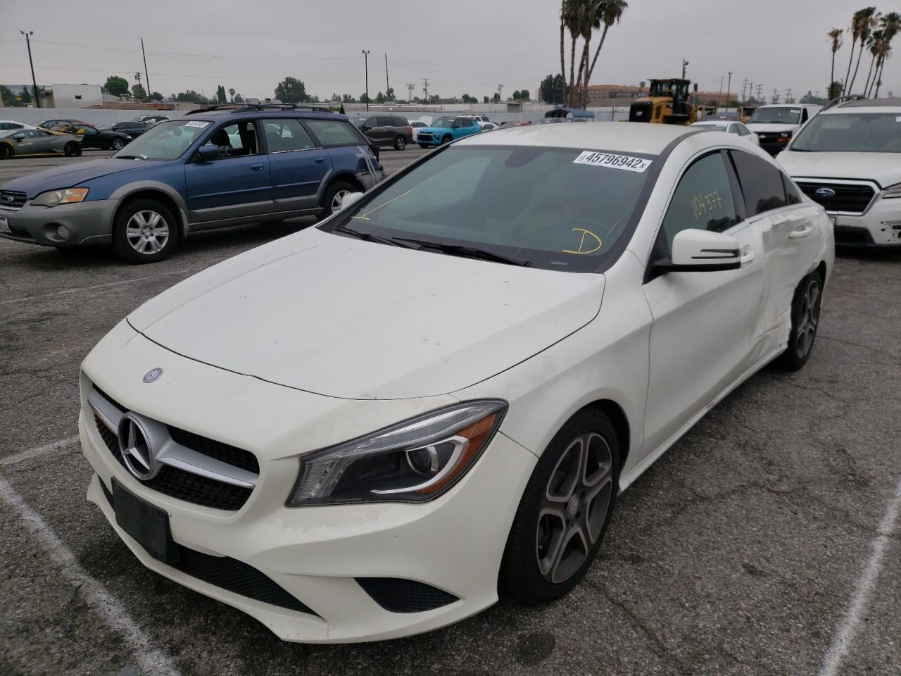 Obraz 2 z 2014 MERCEDES-BENZ CLA 250 2014 z VIN WDDSJ4EB7EN156592