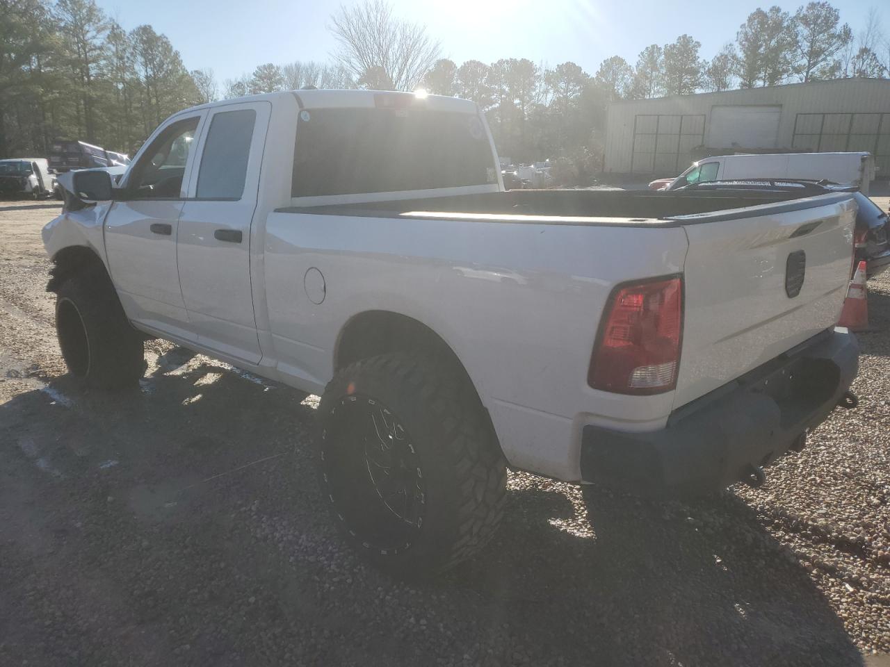 Image 2 of 2018 RAM 1500 ST 2018 with VIN 1C6RR7FG1JS263962
