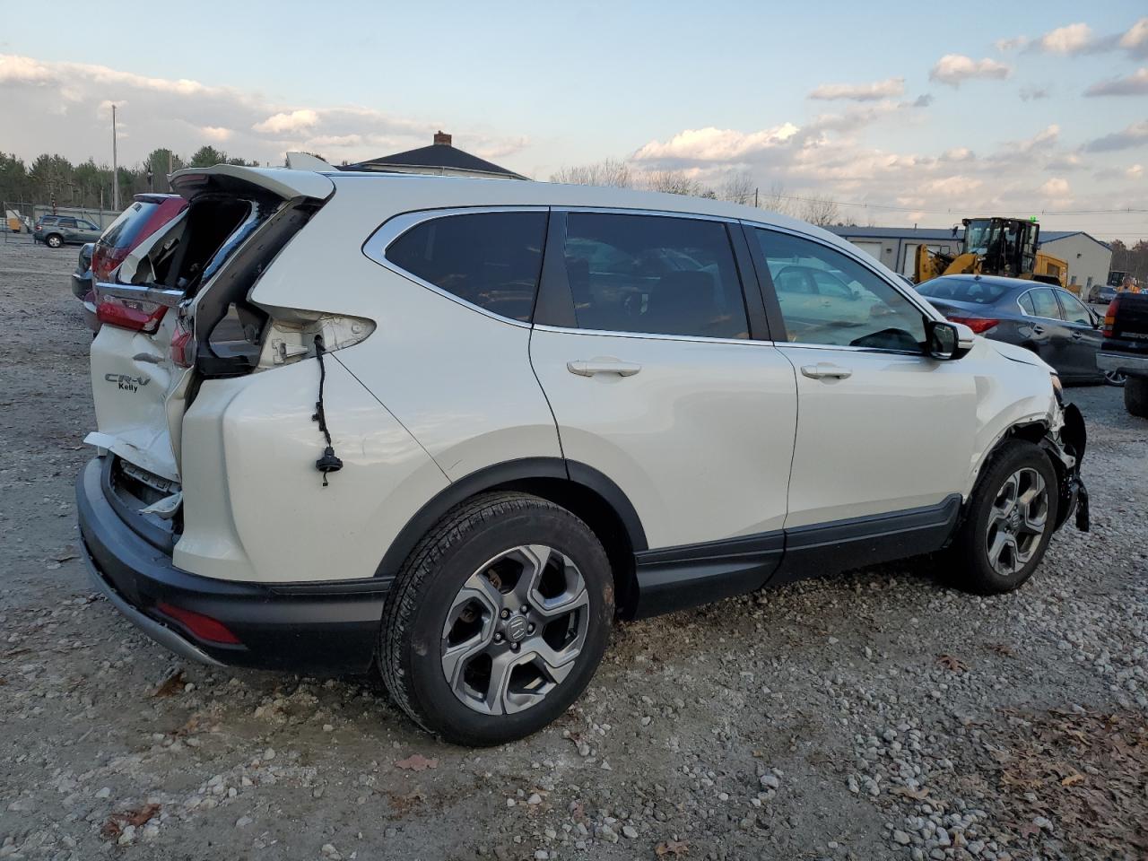 Image 3 of 2018 HONDA CR-V EX 2018 with VIN 2HKRW2H50JH664000