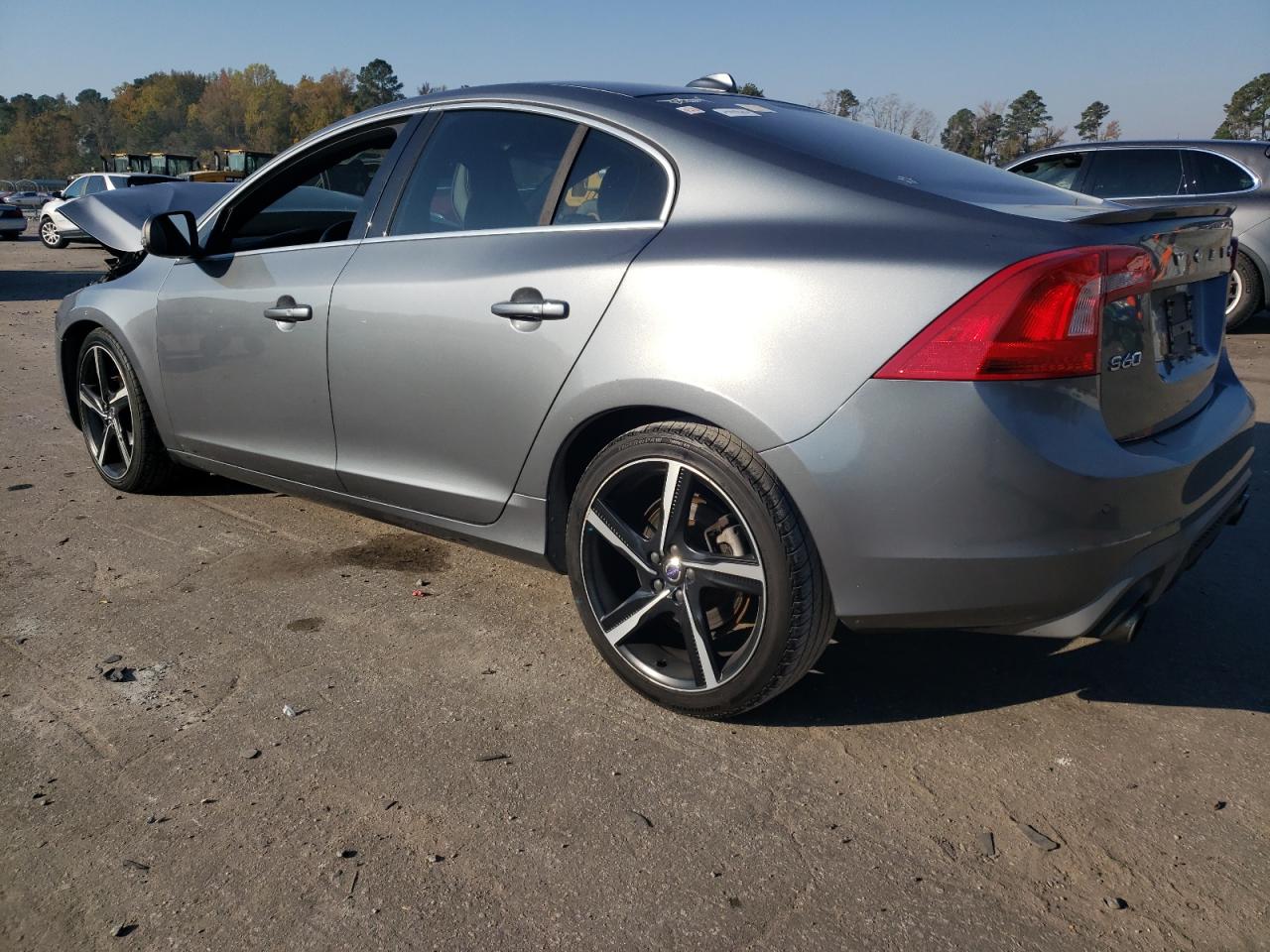 Изображение 2 2016 VOLVO S60 R DESIGN 2016 с VIN YV126MFP9G2396411