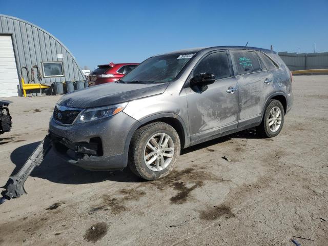 Image 1 of 2015 KIA SORENTO LX 2015 with VIN 5XYKT3A64FG554746