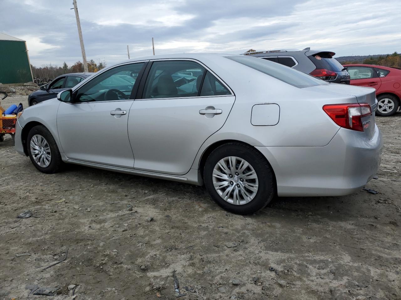 Image 2 of 2013 TOYOTA CAMRY L 2013 with VIN 4T1BF1FK8DU247265