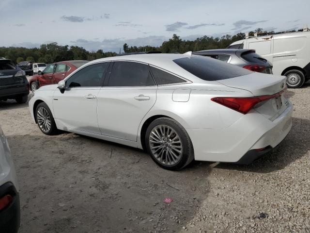 Image 2 of 2019 TOYOTA AVALON XLE 2019 with VIN 4T1B21FB2KU011705