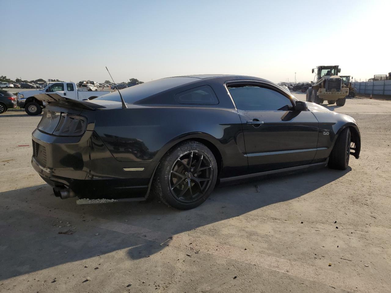 Image 3 of 2013 FORD MUSTANG GT 2013 with VIN 1ZVBP8CF2D5239042