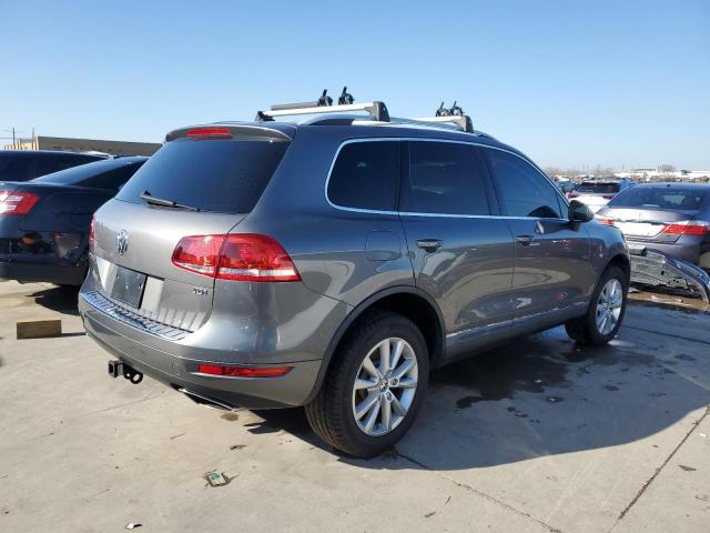 Image 3 of 2014 VOLKSWAGEN TOUAREG V6 TDI 2014 with VIN WVGEP9BP0ED005825
