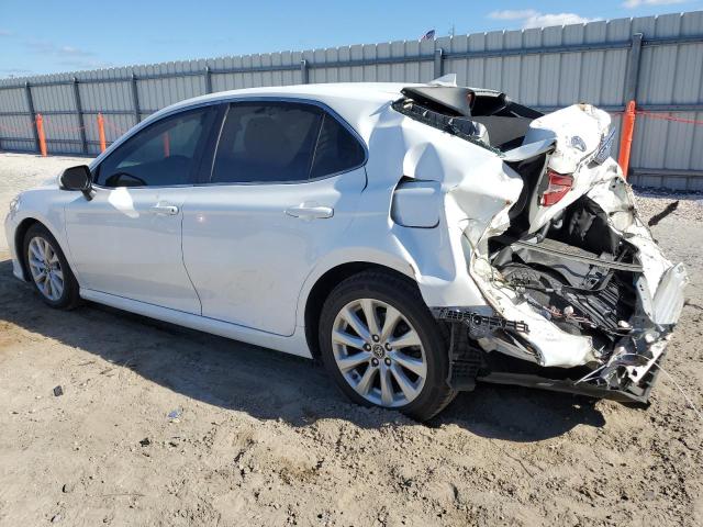 Image 2 of 2020 TOYOTA CAMRY LE 2020 with VIN 4T1C11AK7LU918644