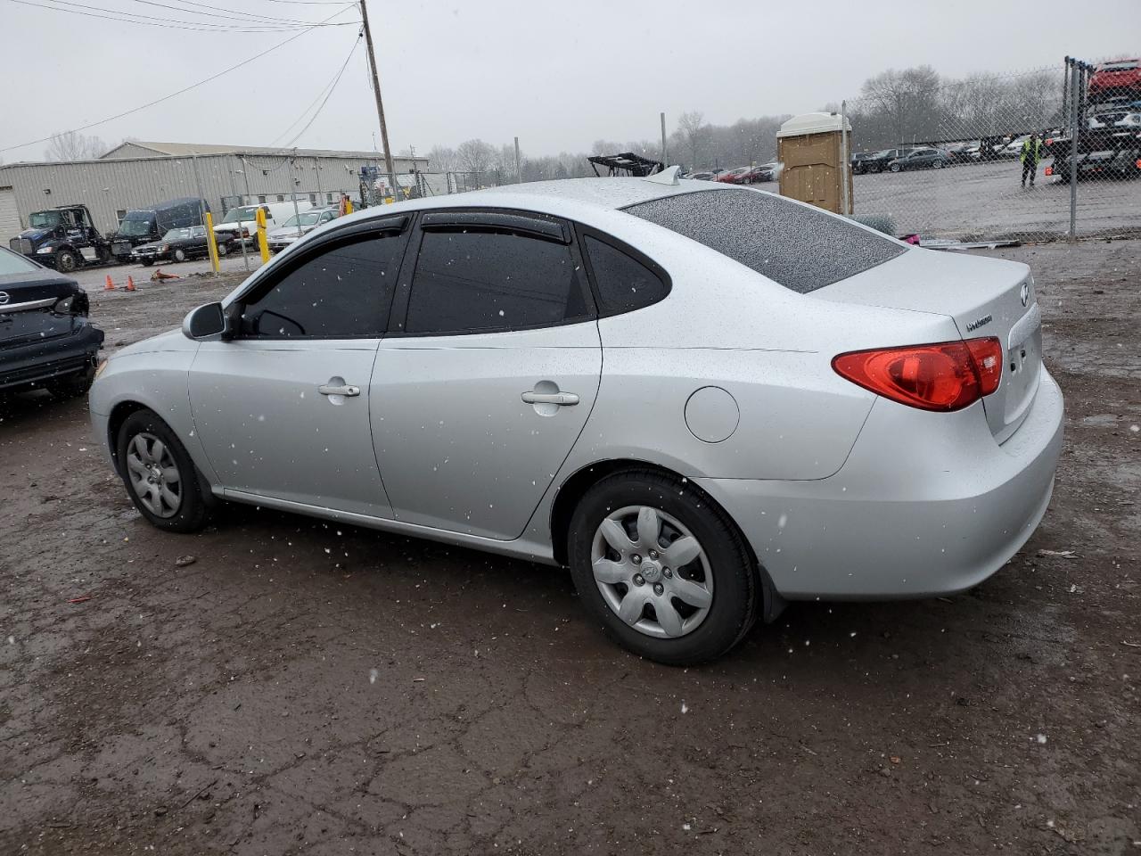 Image 2 of 2009 HYUNDAI ELANTRA GLS 2009 with VIN KMHDU46D19U666504