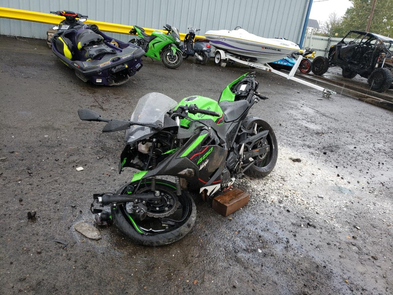 Image 2 of 2022 KAWASAKI EX400  2022 with VIN JKAEXKG1XNDAF8086