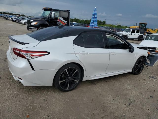 Image 3 of 2020 TOYOTA CAMRY XSE 2020 with VIN 4T1K61AK6LU332577