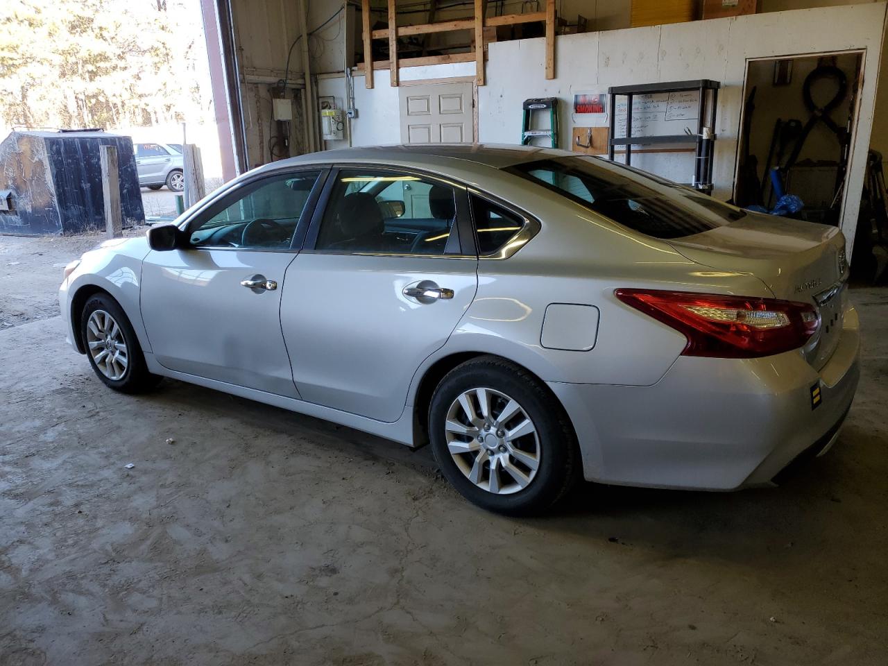 Изображение 2 2016 NISSAN ALTIMA 2.5 2016 с VIN 1N4AL3AP9GN359052