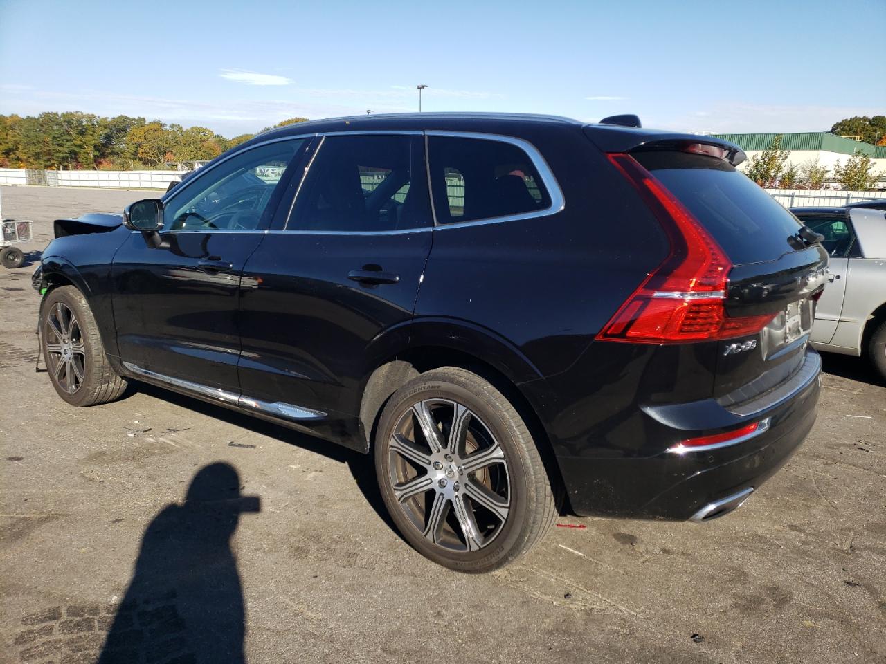 Image 2 of 2020 VOLVO XC60 T5 INSCRIPTION 2020 with VIN YV4102RL4L1570477