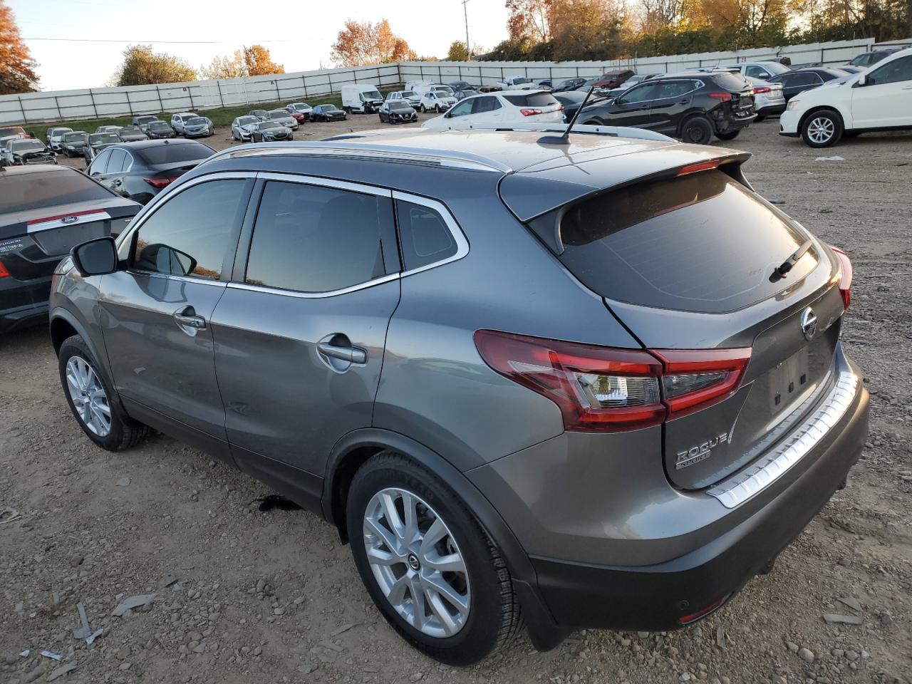 Image 2 of 2020 NISSAN ROGUE SPORT S 2020 with VIN JN1BJ1CV4LW551376