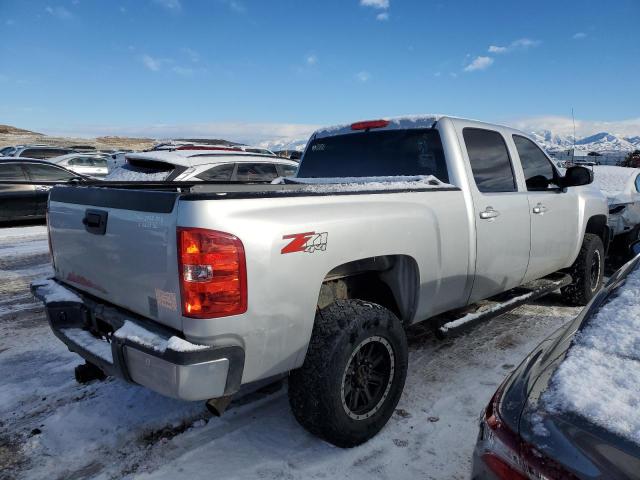 Image 3 of 2010 CHEVROLET SILVERADO K2500 HEAVY DUTY LT 2010 with VIN 1GC4KXBG6AF144794