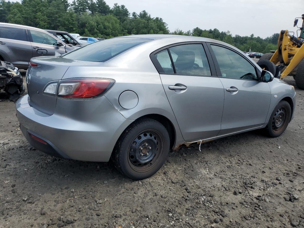 Obraz 3 z 2010 MAZDA 3 I 2010 z VIN JM1BL1SF6A1115236