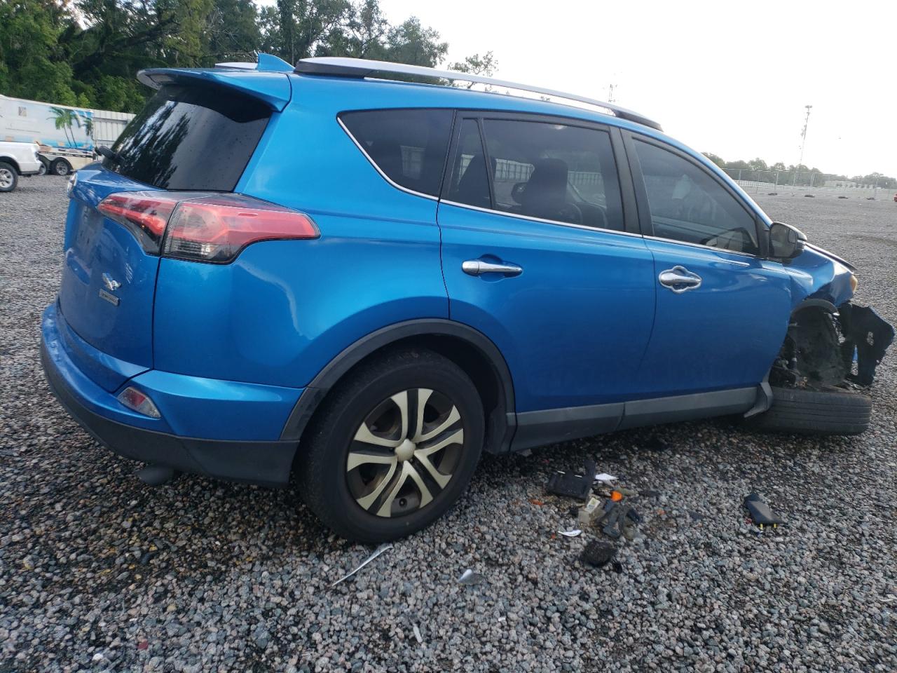 Изображение 3 2016 TOYOTA RAV4 LE 2016 с VIN 2T3ZFREV6GW242229