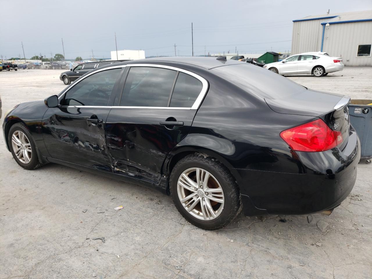Image 2 of 2013 INFINITI G37  2013 with VIN JN1CV6AR6DM352662
