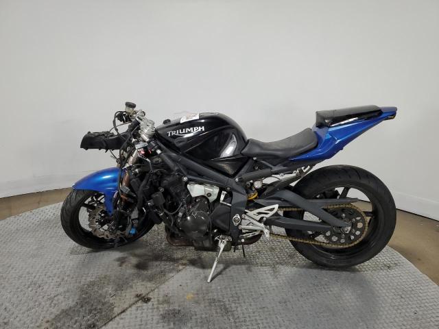 Obraz 3 z 2009 TRIUMPH MOTORCYCLE DAYTONA 675 2009 z VIN SMTD00NSX9J404444