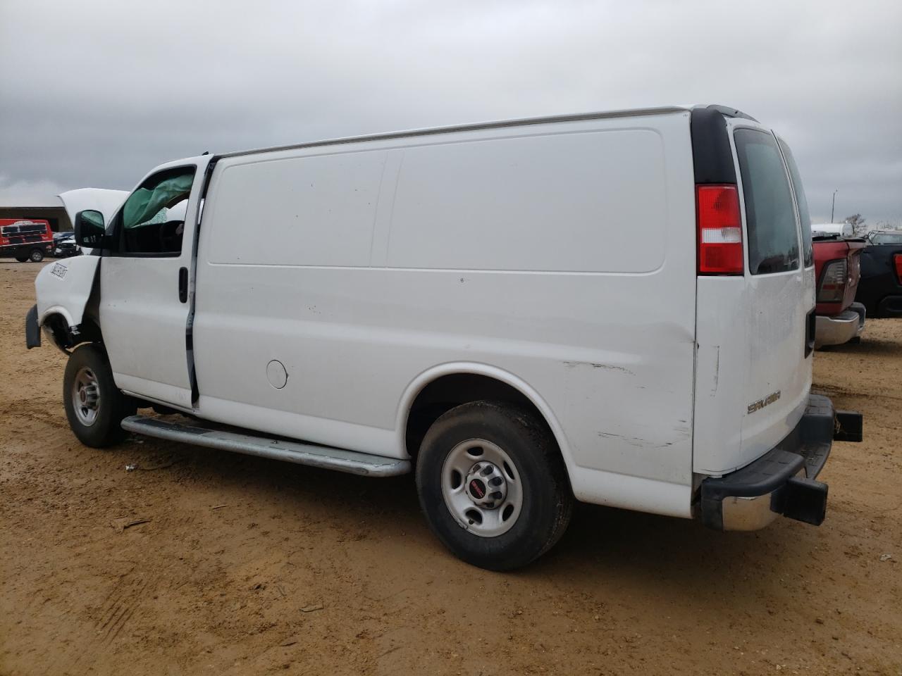 Изображение 2 2022 GMC SAVANA G2500 2022 с VIN 1GTW7AF71N1192613