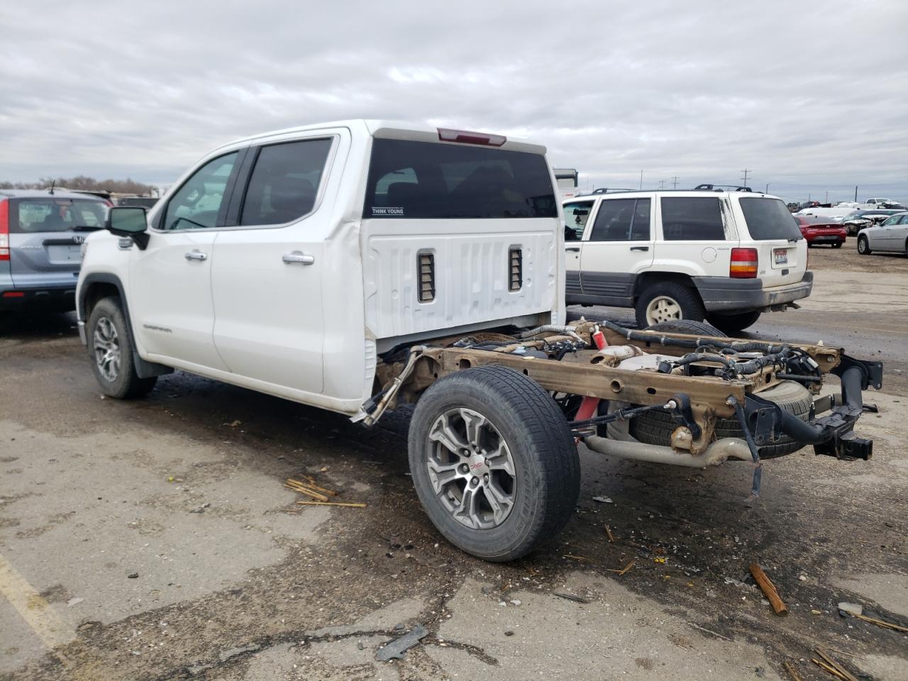 Image 2 of 2021 GMC SIERRA K1500 SLT 2021 with VIN 3GTU9DED8MG179691