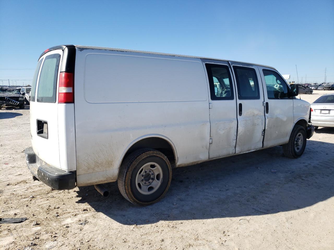 Изображение 3 2013 CHEVROLET EXPRESS G2500  2013 с VIN 1GCWGGCG3D1112833