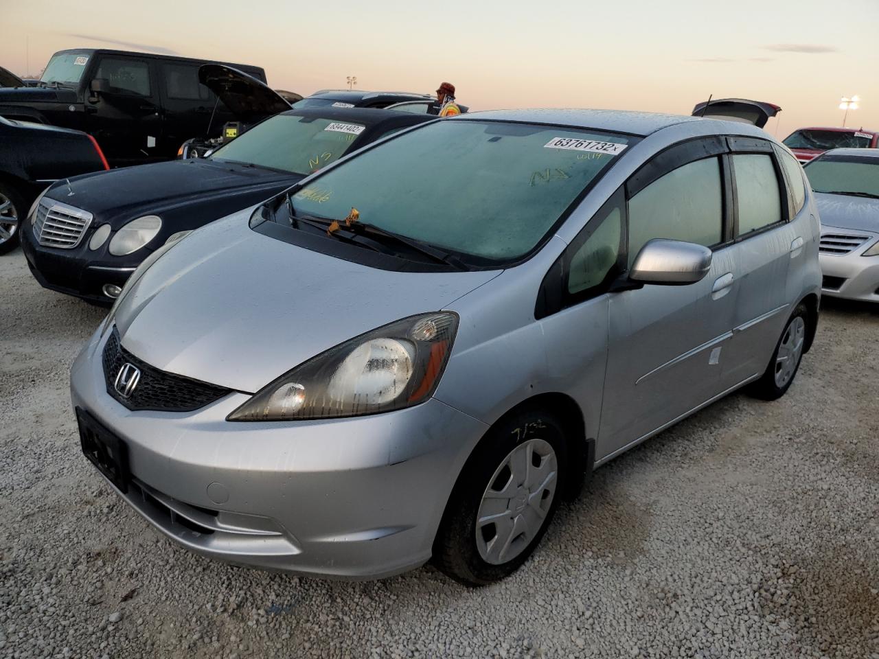 Image 2 of 2013 HONDA FIT  2013 with VIN JHMGE8G33DC030837