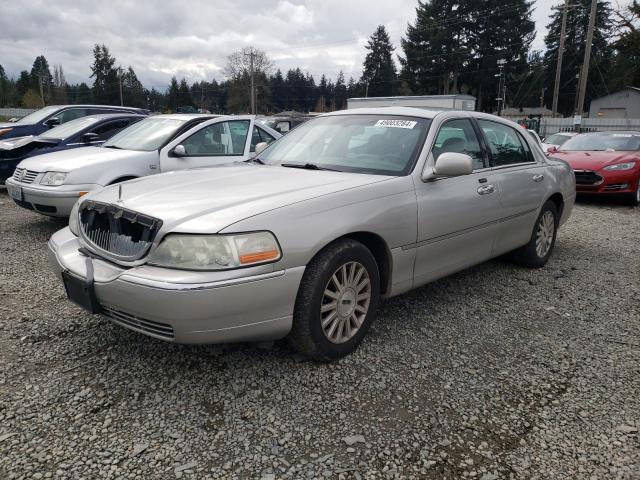 Image 1 of 2004 LINCOLN TOWN CAR EXECUTIVE 2004 with VIN 1LNHM81W04Y674726