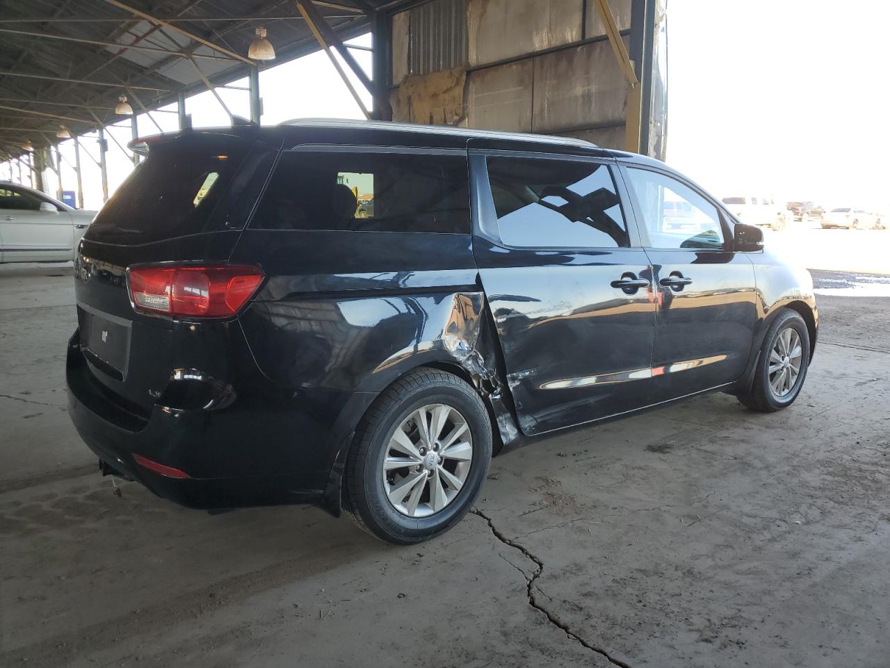 Obraz 3 z 2015 KIA SEDONA LX 2015 z VIN KNDMB5C14F6068191