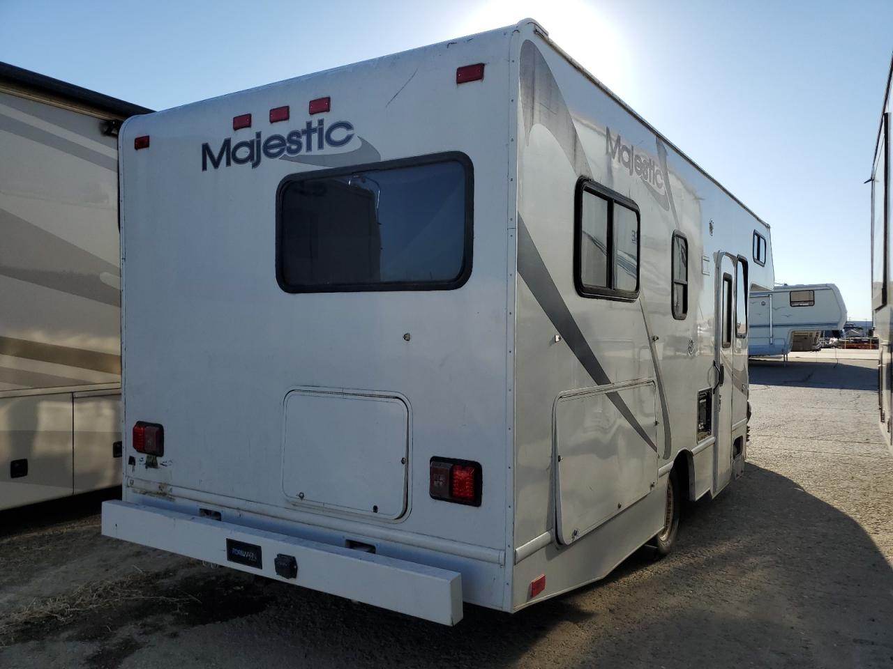 Image 3 of 2008 FORD ECONOLINE E350 SUPER DUTY CUTAWAY VAN 2008 with VIN 1FDWE35L17DA61548