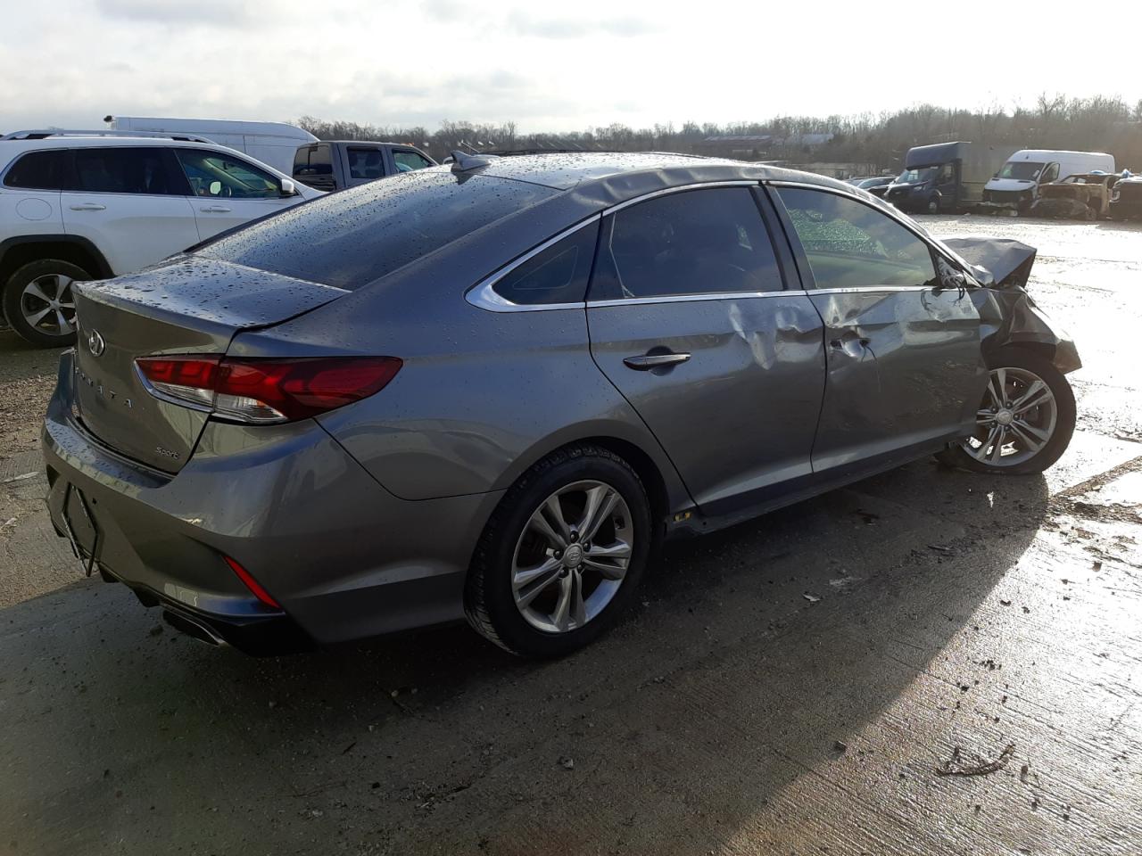 Obraz 3 z 2018 HYUNDAI SONATA SPORT 2018 z VIN 5NPE34AF8JH715099