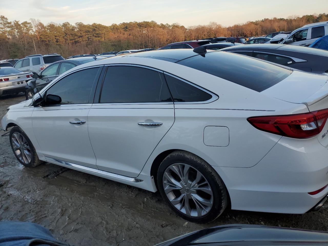 Image 2 of 2015 HYUNDAI SONATA SPORT 2015 with VIN 5NPE34AB4FH249868