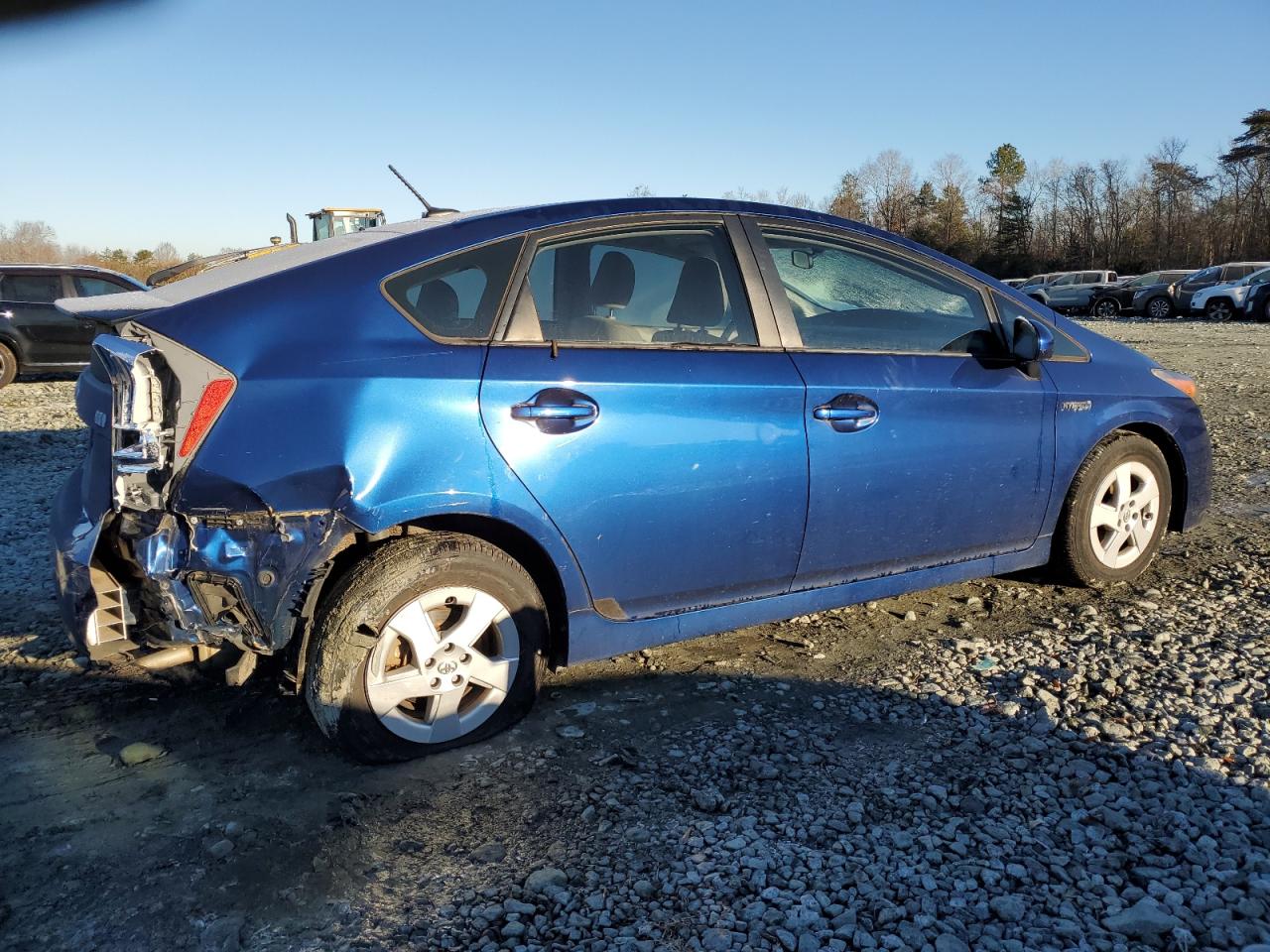 Image 3 of 2011 TOYOTA PRIUS  2011 with VIN JTDKN3DU4B1369093