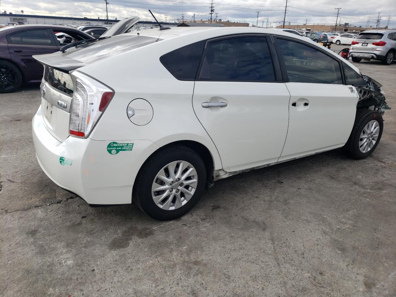 Obraz 3 z 2014 TOYOTA PRIUS PLUG-IN  2014 z VIN JTDKN3DP5E3060932