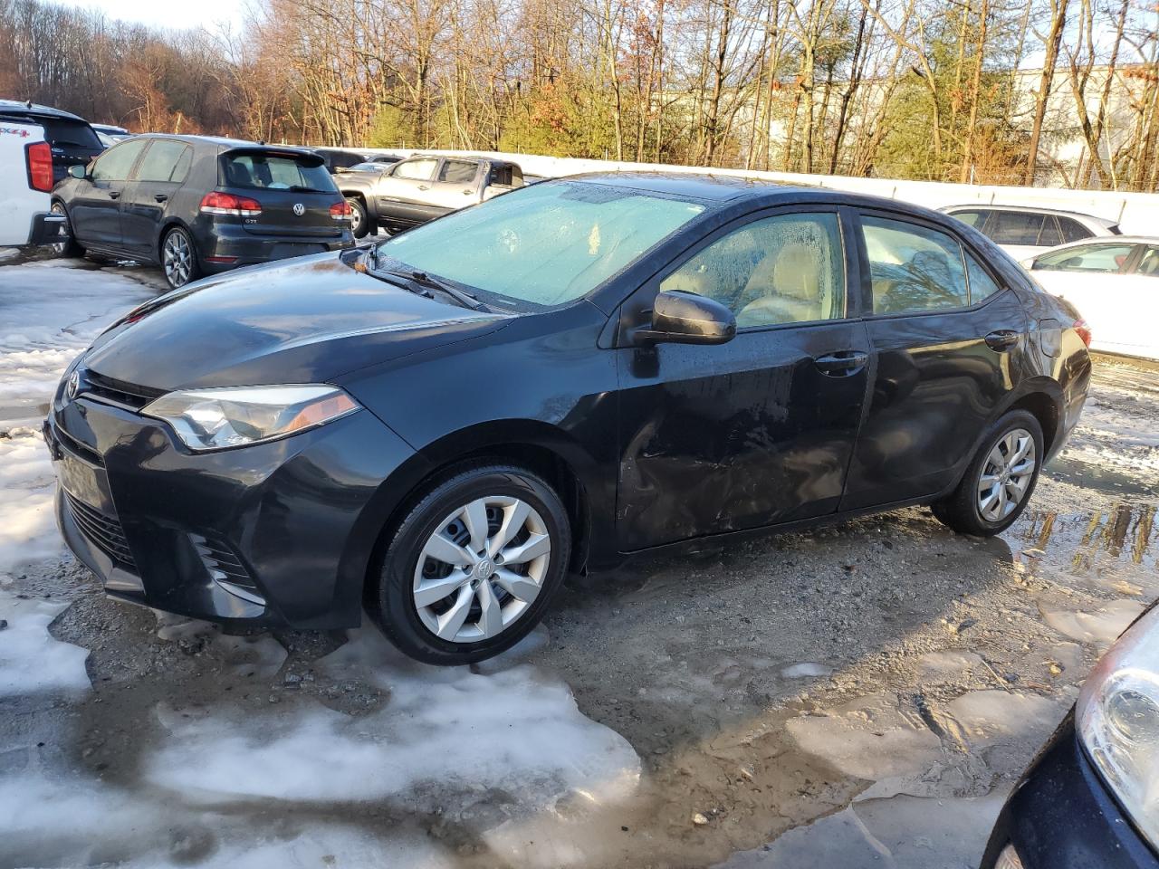 Image 1 of 2015 TOYOTA COROLLA L 2015 with VIN 5YFBURHE9FP269968