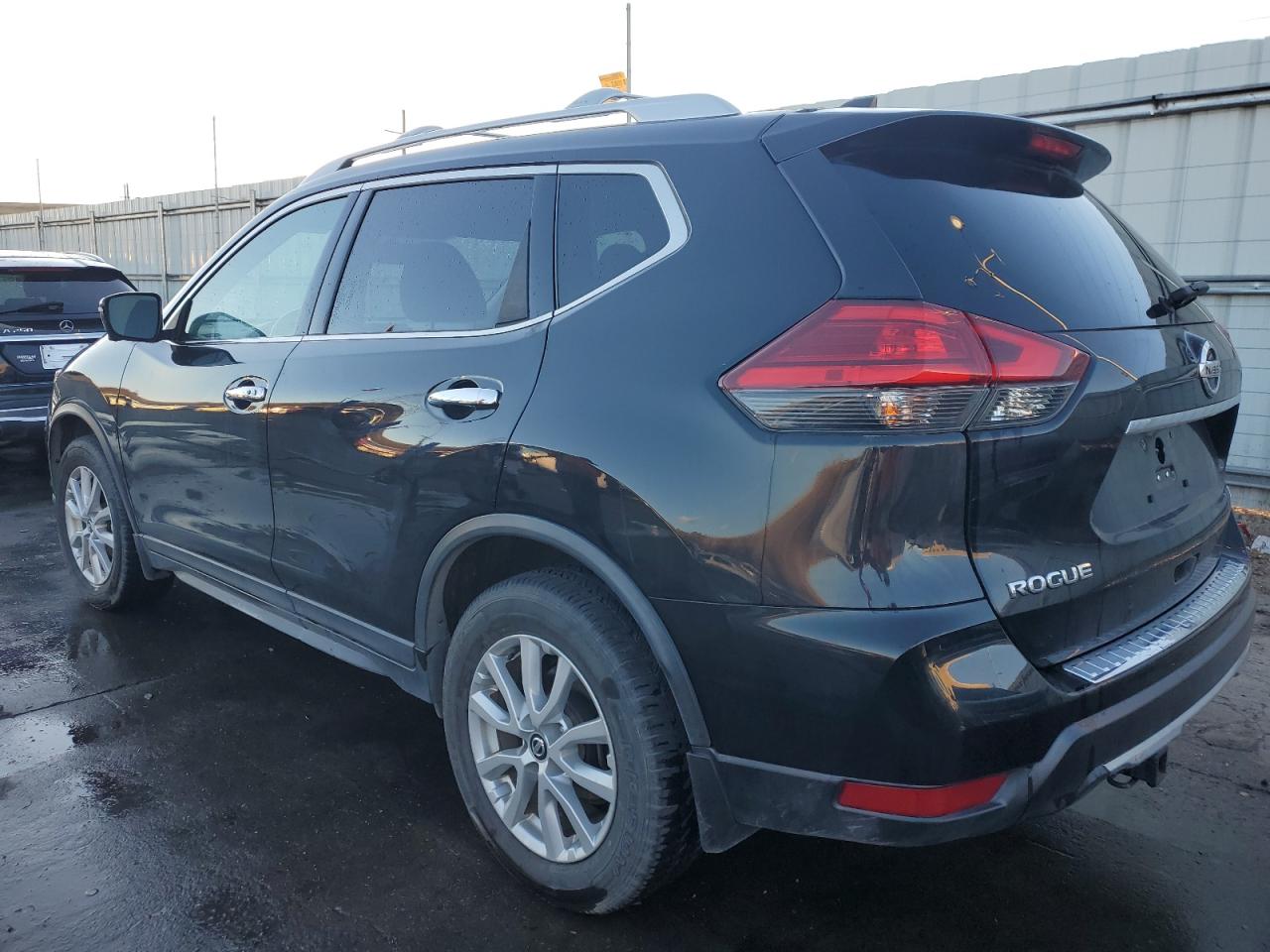 Image 2 of 2017 NISSAN ROGUE S 2017 with VIN KNMAT2MV9HP503445