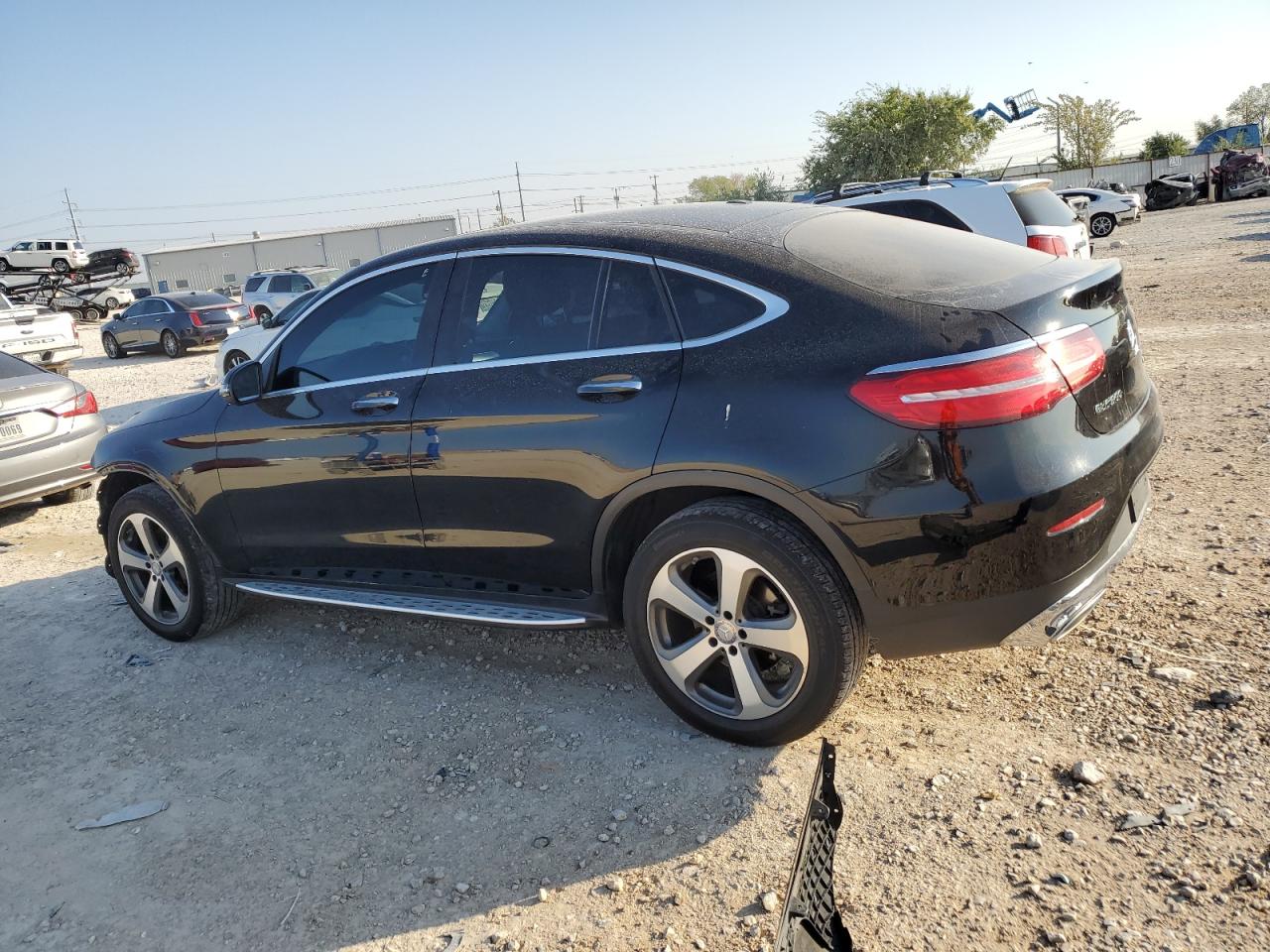 Изображение 2 2017 MERCEDES-BENZ GLC COUPE 300 4MATIC 2017 с VIN WDC0J4KB2HF200383