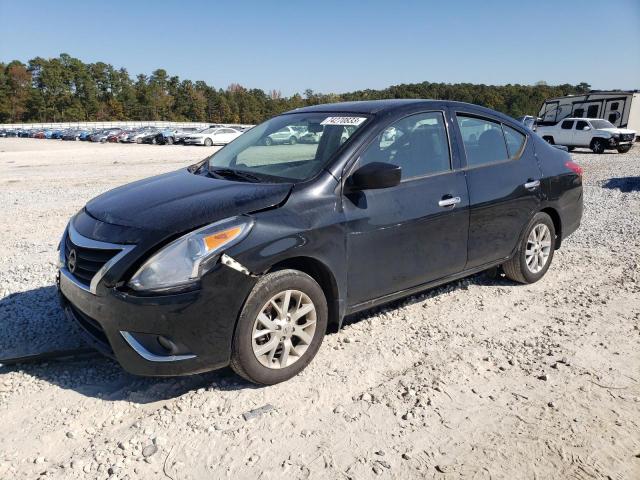 Obraz 1 z 2017 NISSAN VERSA S 2017 z VIN 3N1CN7AP8HL820878