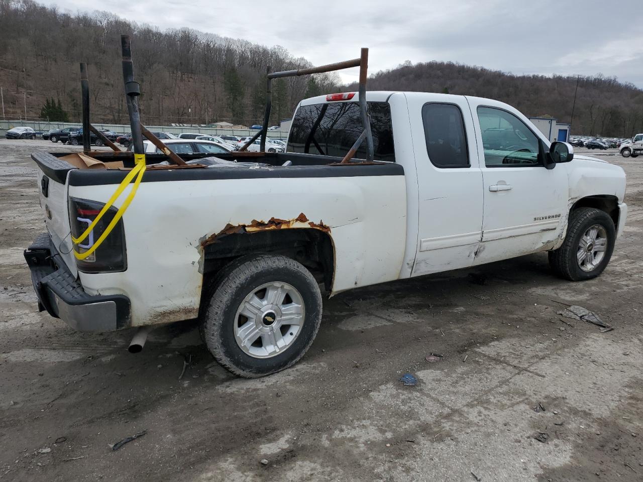 Изображение 3 2011 CHEVROLET SILVERADO K1500 LTZ 2011 с VIN 1GCRKTE33BZ319199