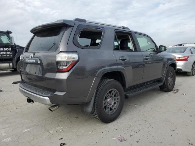 Image 3 of 2018 TOYOTA 4RUNNER SR5/SR5 PREMIUM 2018 with VIN JTEBU5JR6J5553680