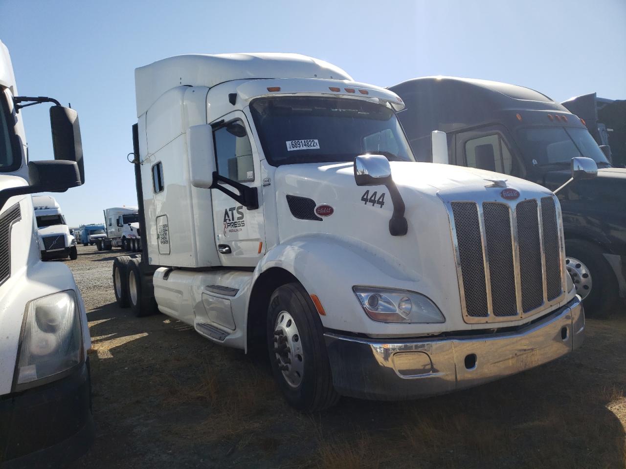 2015 PETERBILT 579  2015 image