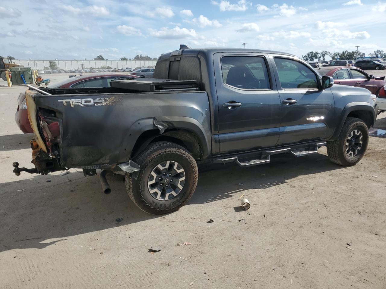 Изображение 3 2021 TOYOTA TACOMA DOUBLE CAB 2021 с VIN 3TMCZ5AN8MM435412