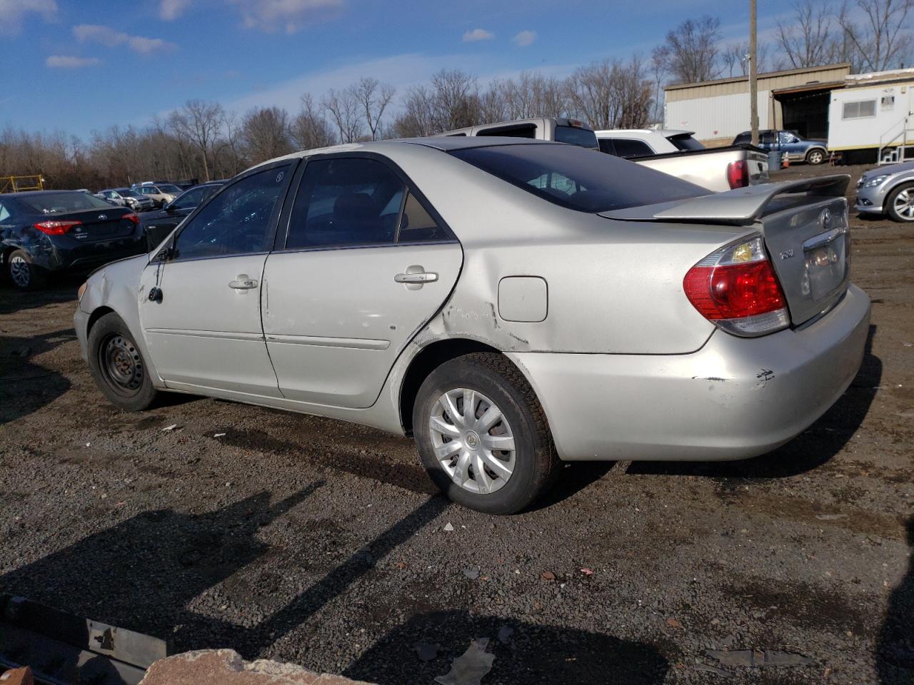 Image 2 of 2006 TOYOTA CAMRY LE 2006 with VIN 4T1BE32K96U749208