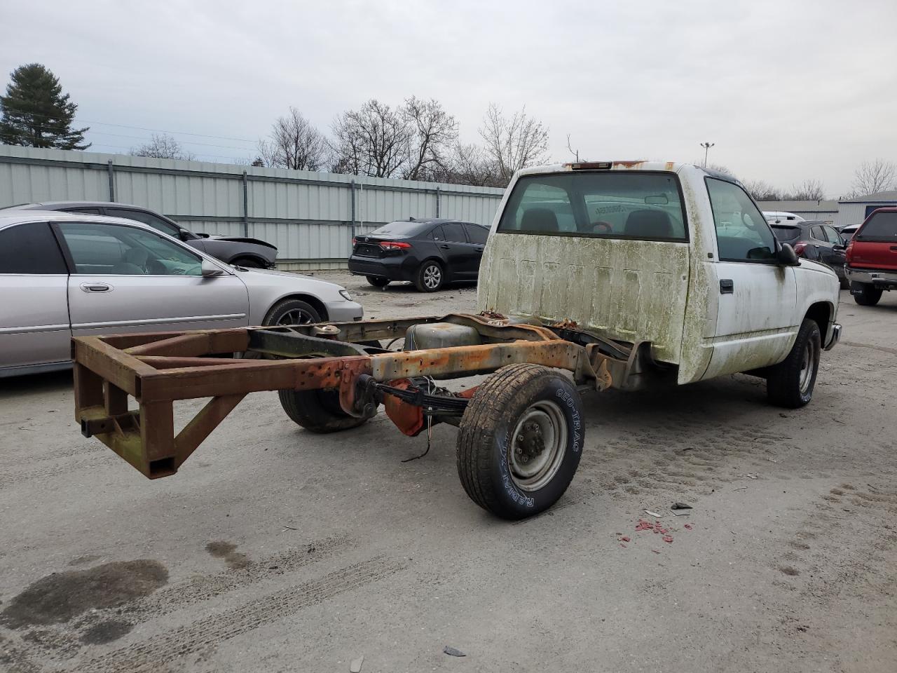 Изображение 3 1998 CHEVROLET GMT-400 C3500 1998 с VIN 1GCGC34F8WF055307