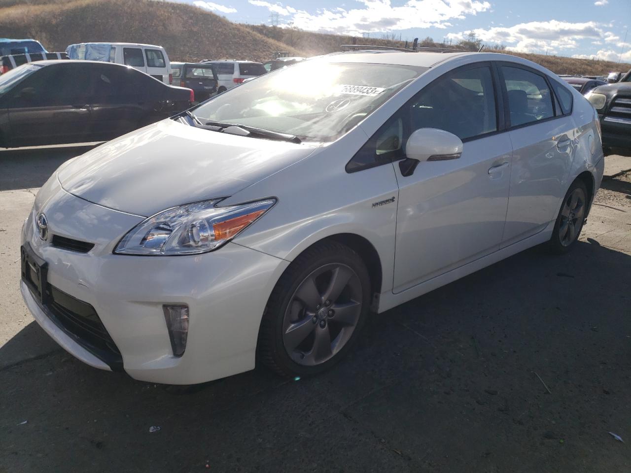 Image 1 of 2015 TOYOTA PRIUS  2015 with VIN JTDKN3DU4F0417462